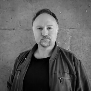 AGG Headshot1 (1000x1000)